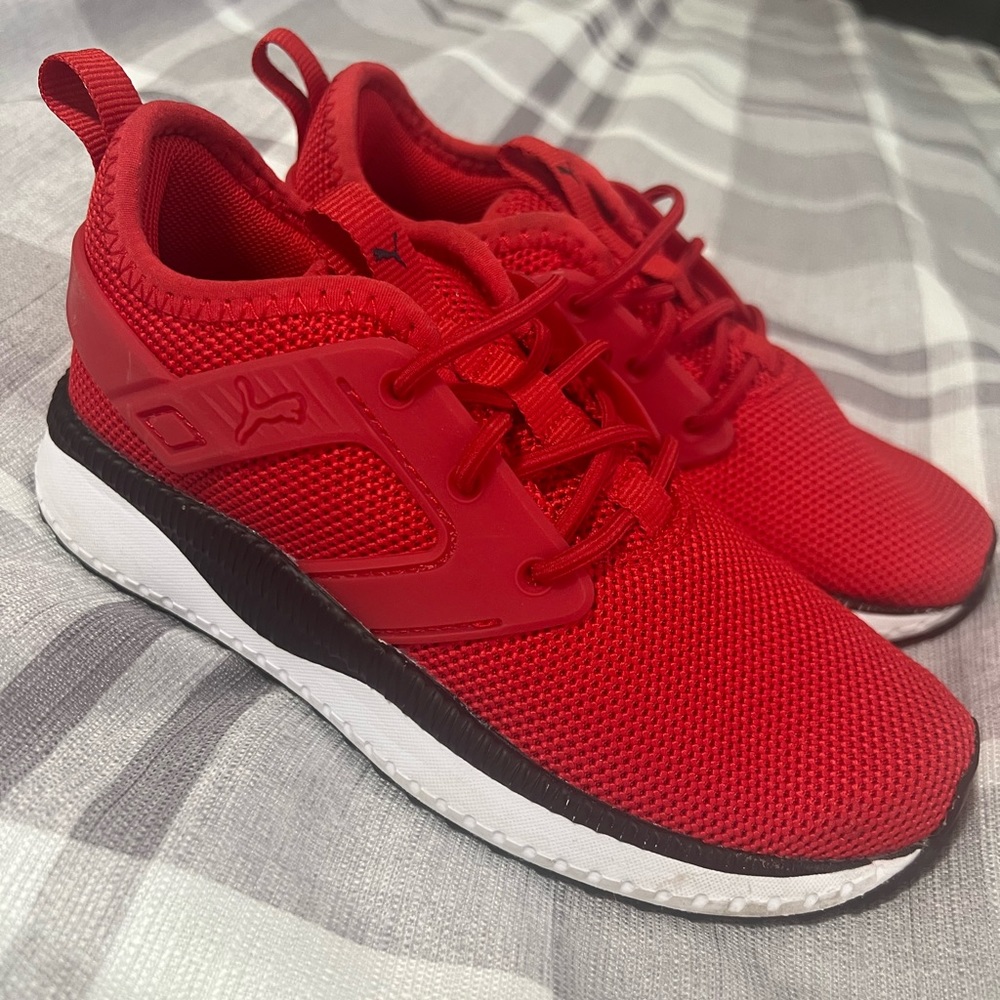 Toddler Pumas NWOT Size 12c